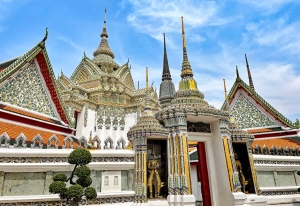 Breathtaking Bangkok Temples: Unraveling the Ancient Grandeur